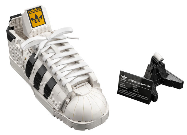  Special edition Adidas Originals Superstar Lego set