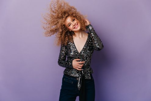 Deciding from a leave-in cream or perhaps a leave-in oil